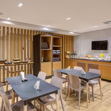 Transamerica Fit 里奥韦尔迪 外观 照片